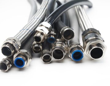 METAL CONDUITS & FITTINGS